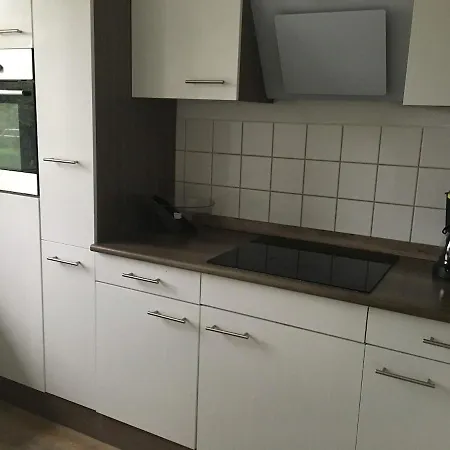 Alpenblick - Zentralgelegene 2-zimmer-wohnung 公寓