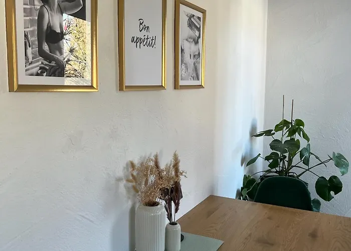Alpenblick - Zentralgelegene 2-zimmer-wohnung Kiefersfelden