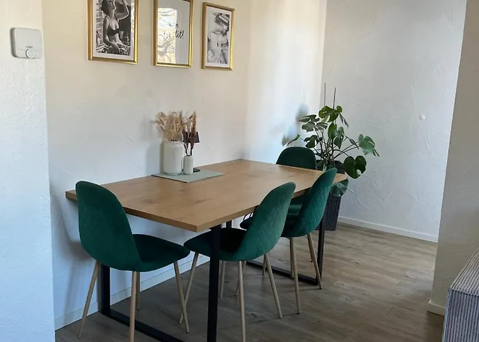 Alpenblick - Zentralgelegene 2-zimmer-wohnung Lejlighed